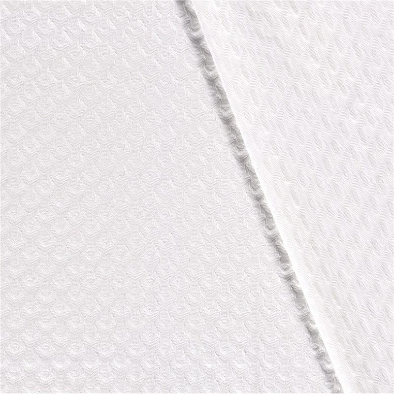 KNITTED BLOWN JACQUARD CHAIN